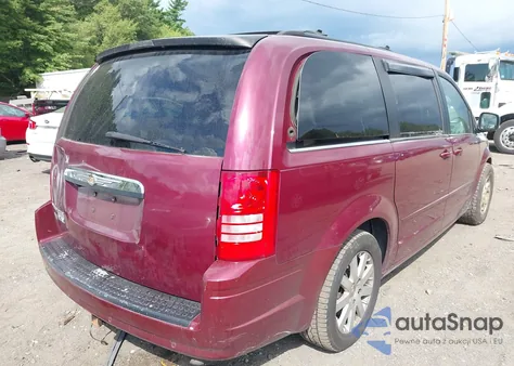 2008 Chrysler Town & Country Touring z USA, uszkodzony, nr VIN 2A8HR54P38R730864